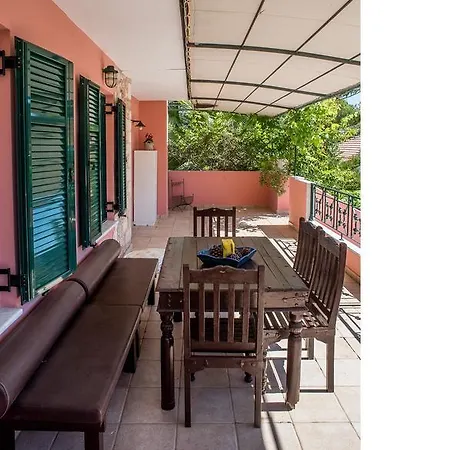 Palmyra Villa *